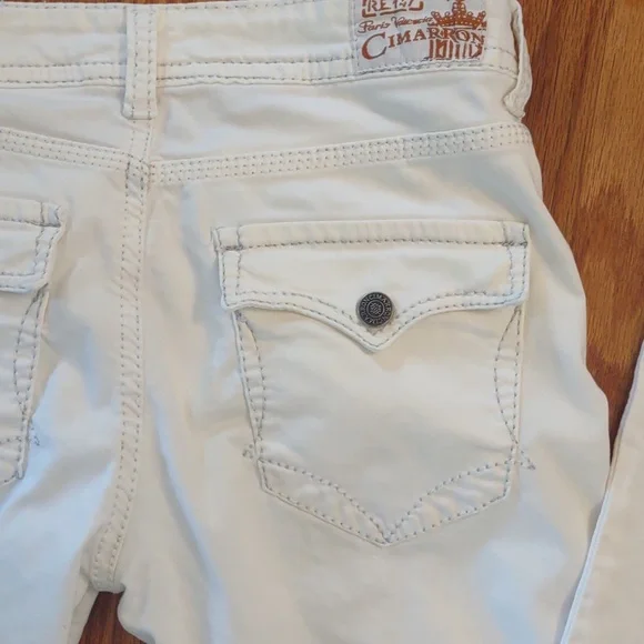 Women’s Skinny Jeans in White with Gray Contrast Stitching - Picture 7 of 7